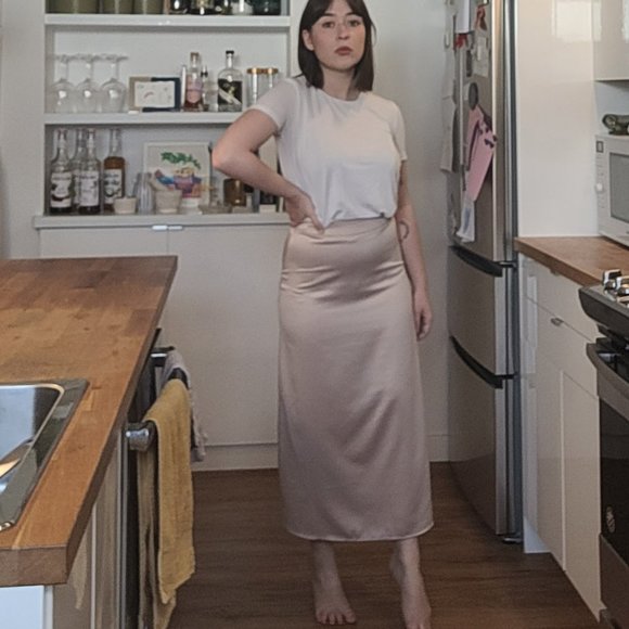 Beige / creme satin midi slip skirt - Picture 2 of 2